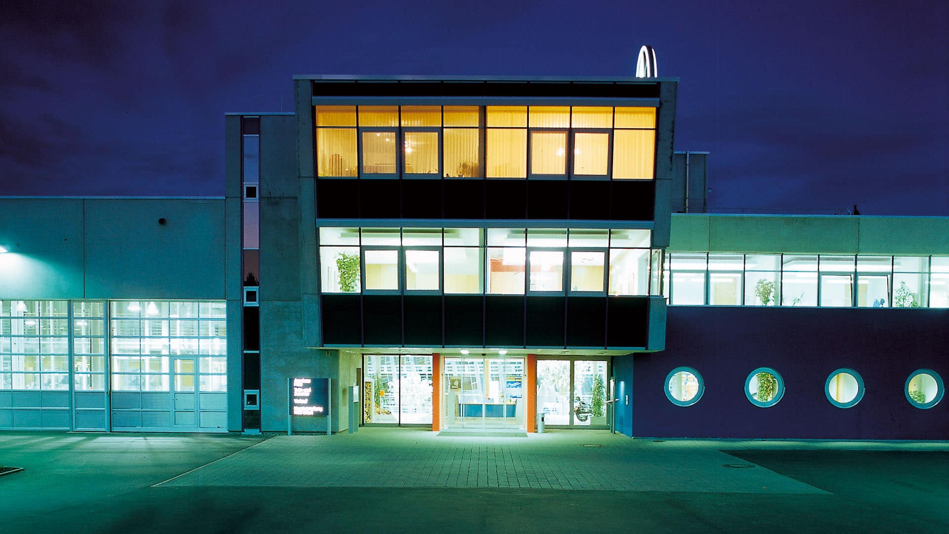 Autohaus Russ & Janot, Erfurt